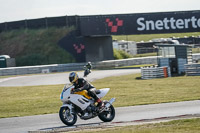 Evening Low_Mid Group White Bikes